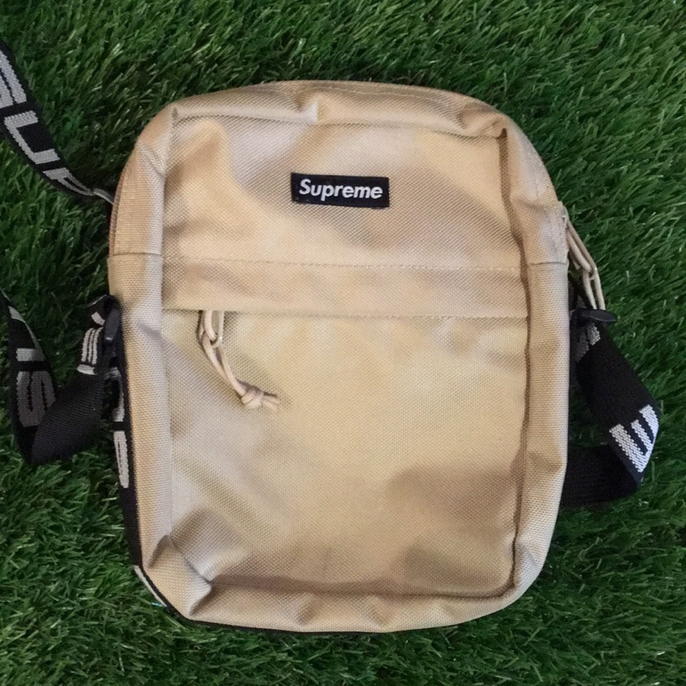 Supreme tan Shoulder Bag